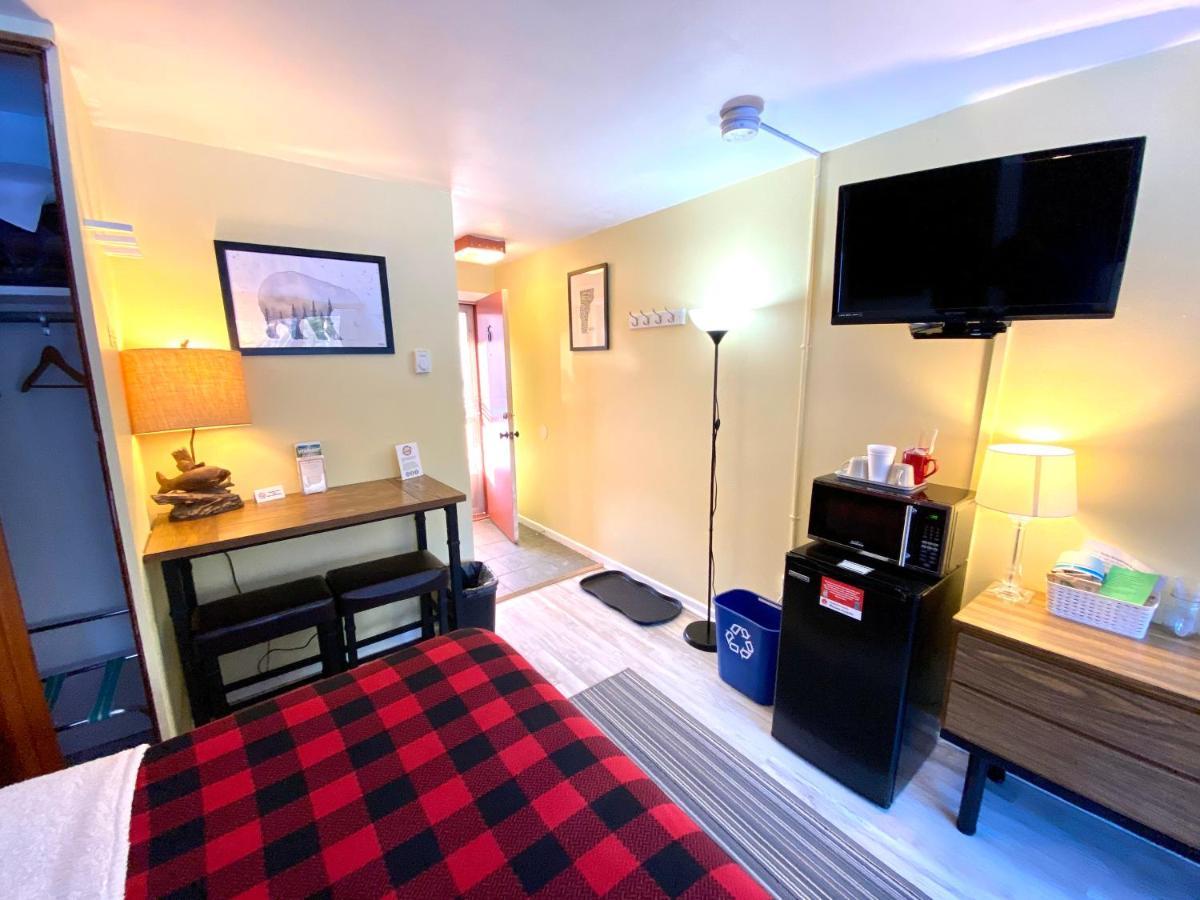 Snowdon Chalet Motel Londonderry Dış mekan fotoğraf