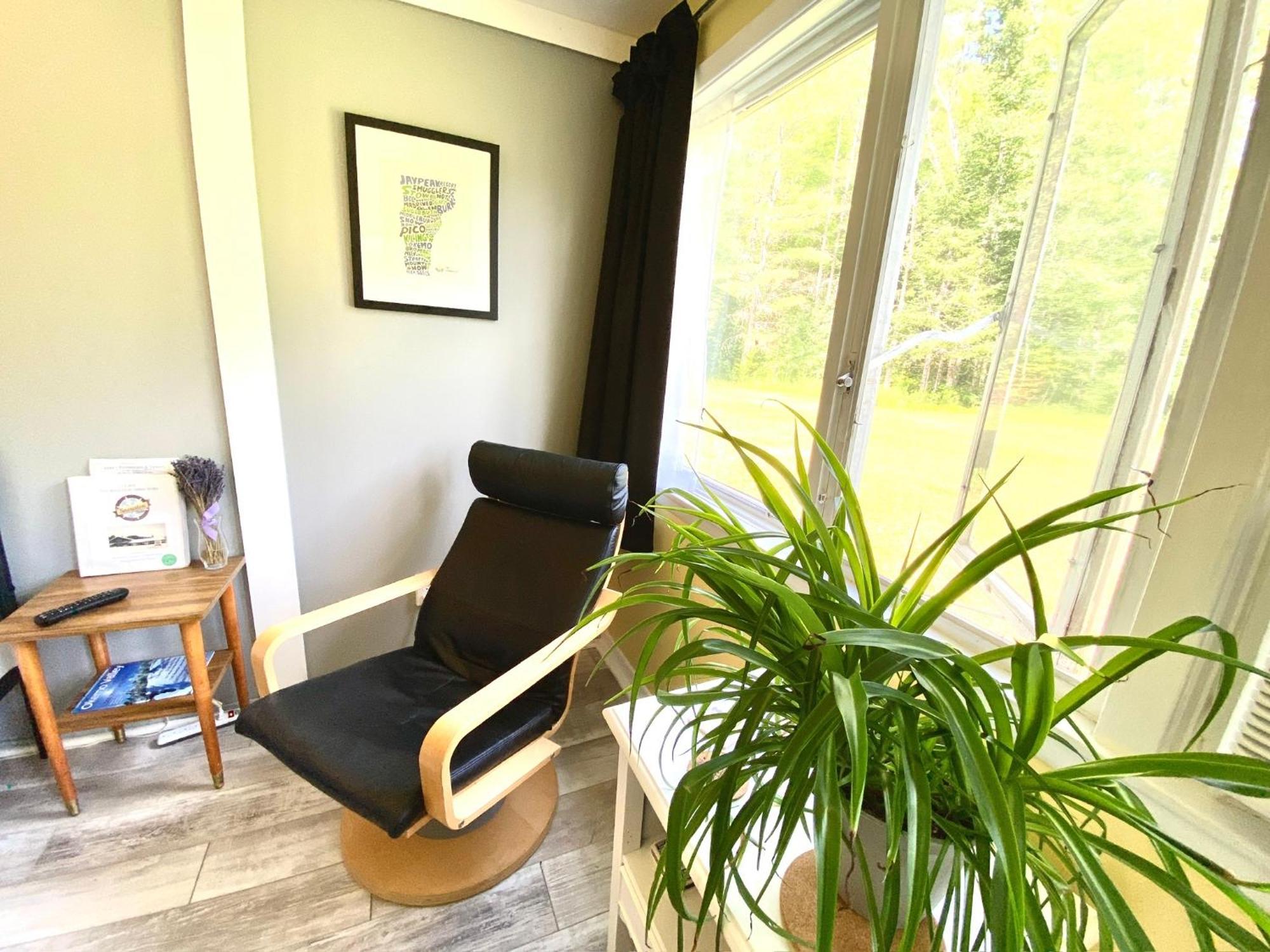 Snowdon Chalet Motel Londonderry Dış mekan fotoğraf