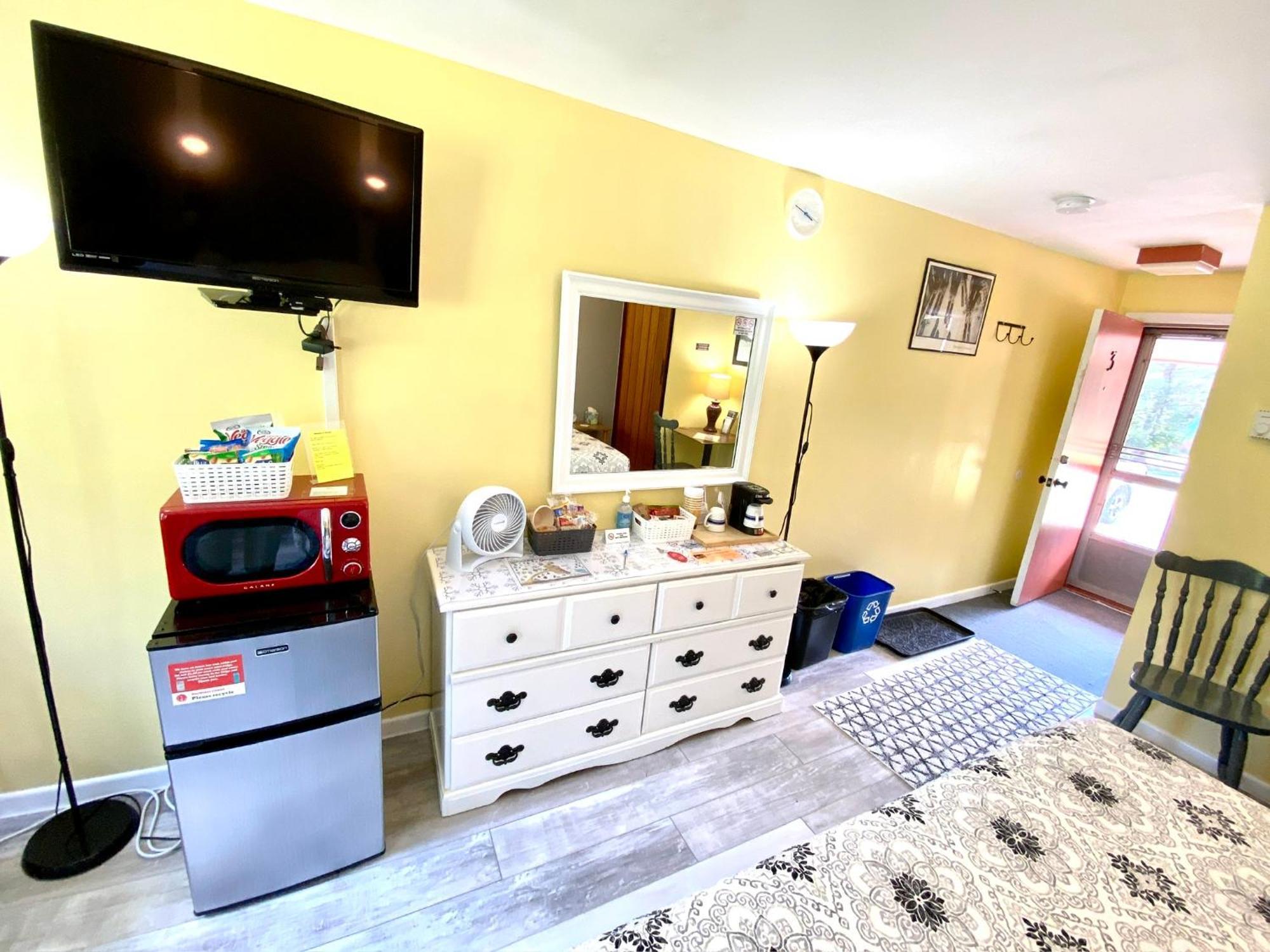 Snowdon Chalet Motel Londonderry Dış mekan fotoğraf