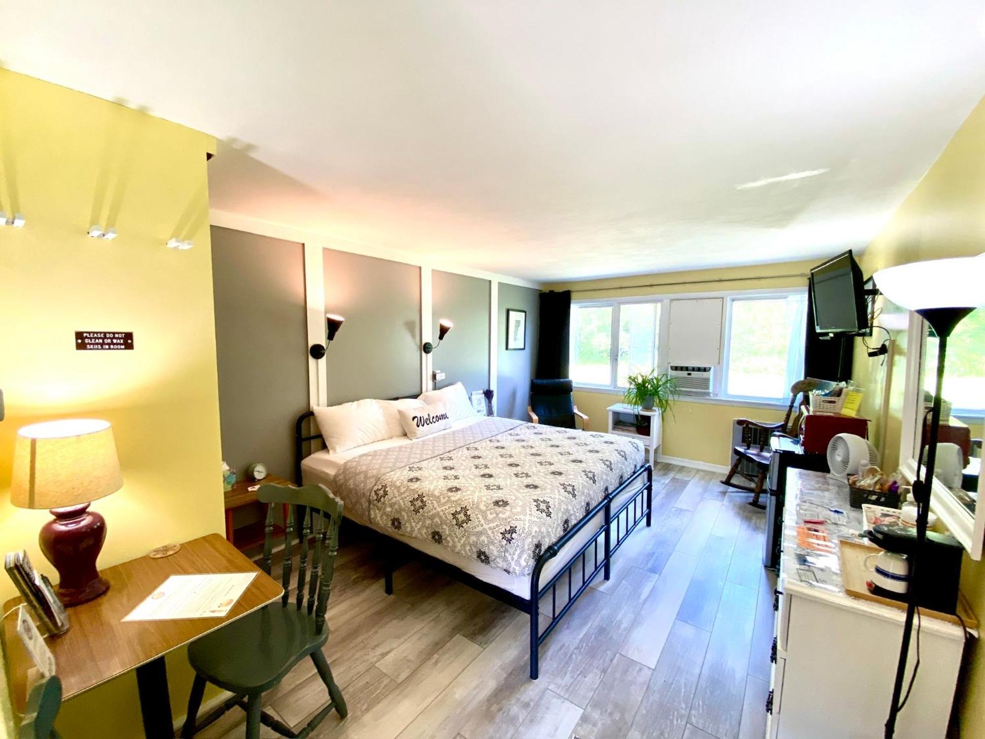 Snowdon Chalet Motel Londonderry Dış mekan fotoğraf