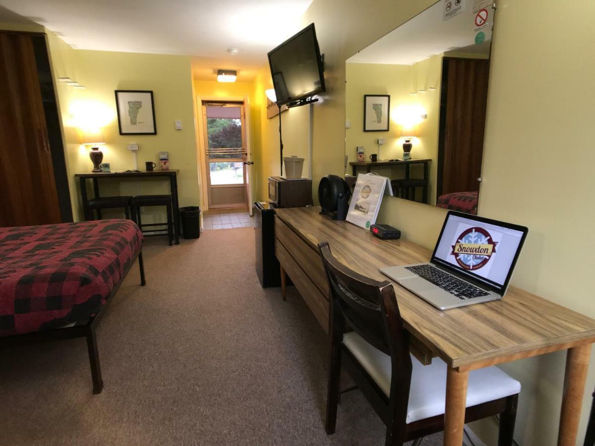 Snowdon Chalet Motel Londonderry Dış mekan fotoğraf